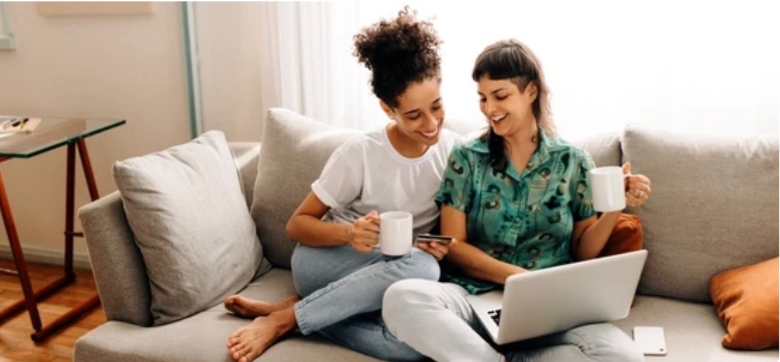 Couple in therapy session exploring when to seek relationship counseling